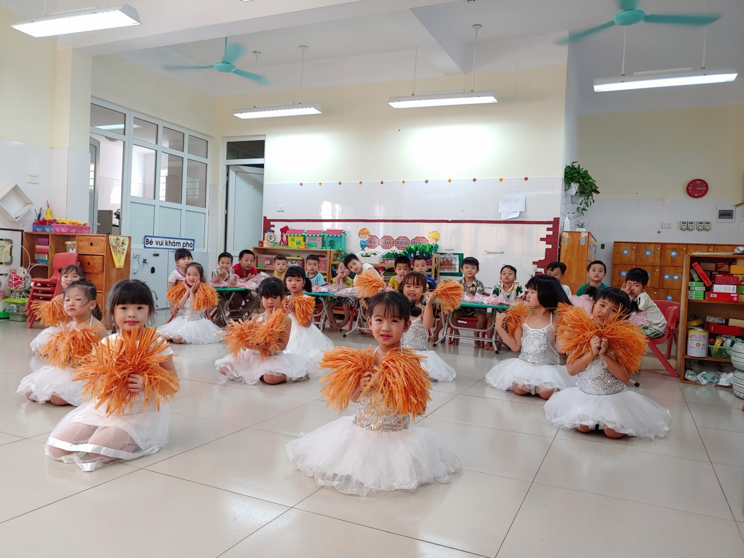 TẾT THIẾU NHI 1/6
