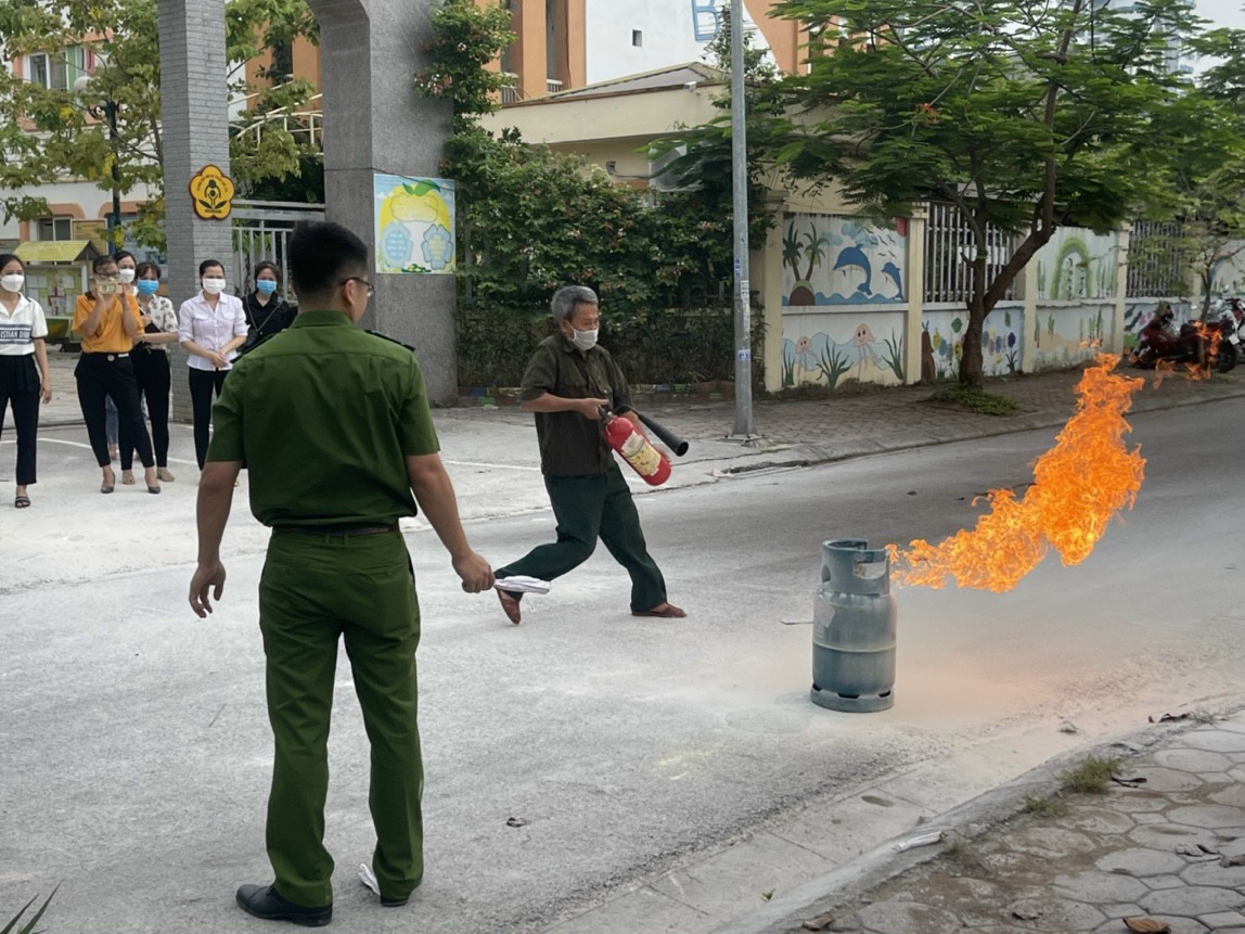 z3550908458803 660c57d09a34d501f402a01507d54847