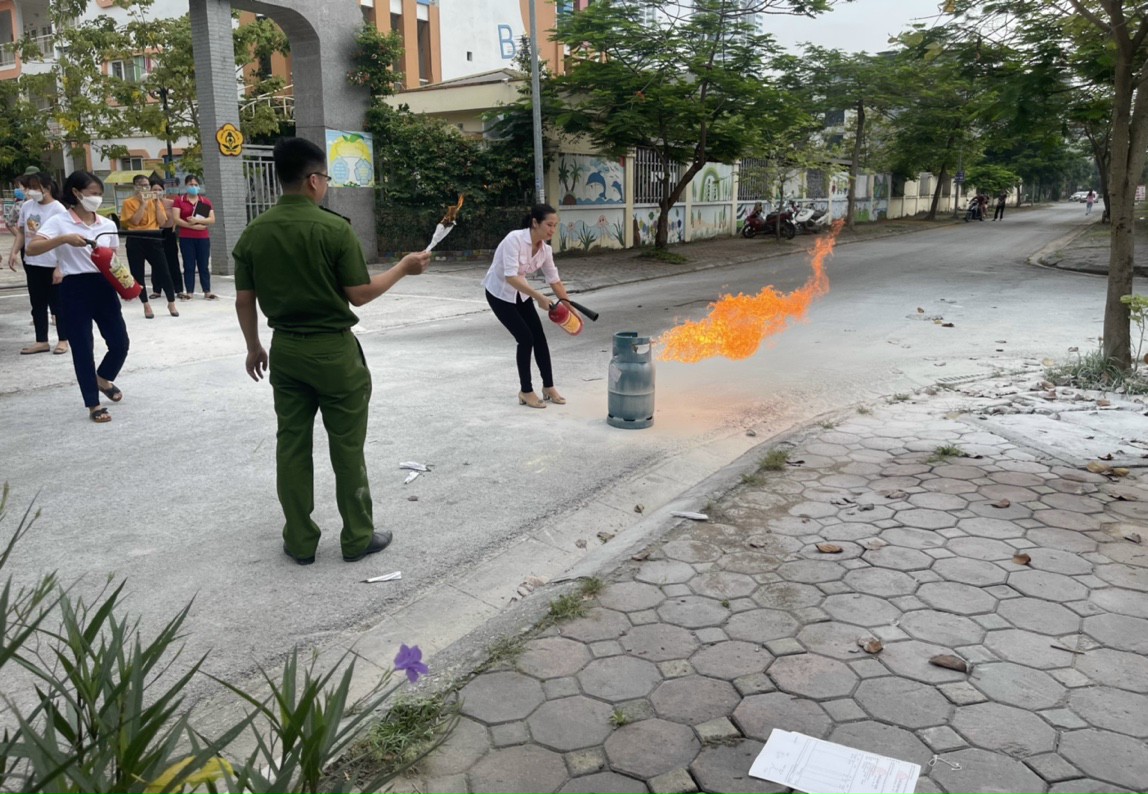 z3550910032368 a075c4bd282171e866ec8c50a9e76184